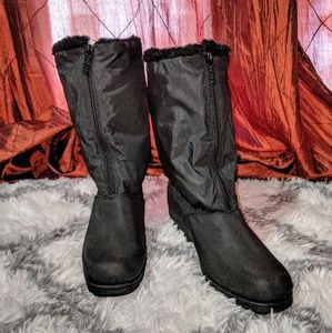 ⬇️💲Totes winter boots